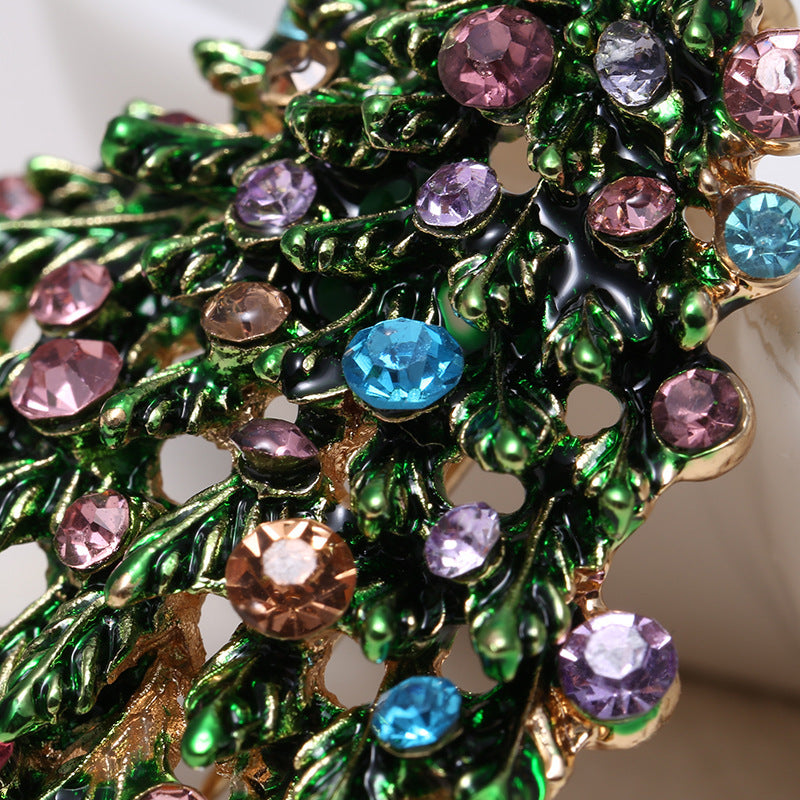 Christmas tree brooch